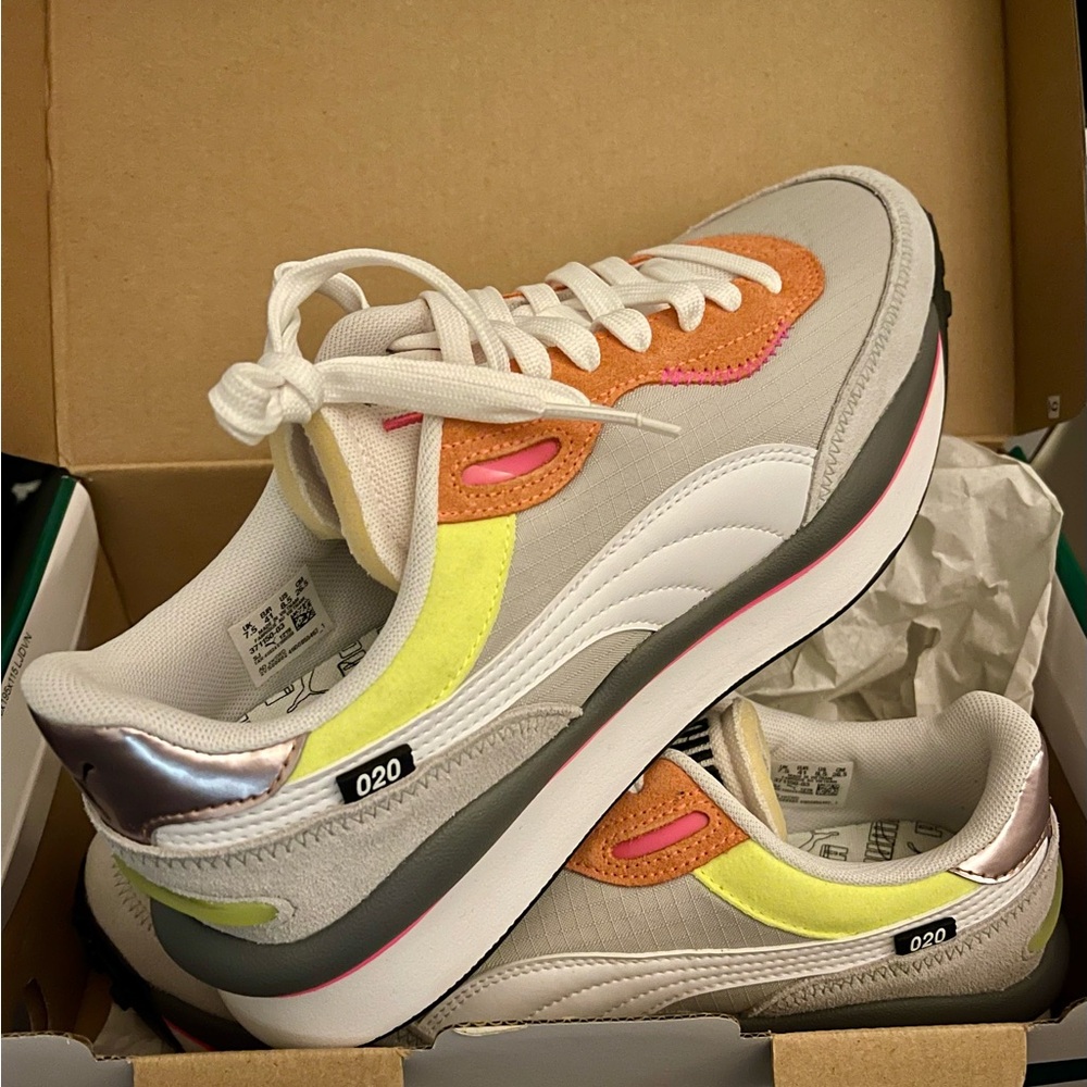 🎉New Puma Unisex Sneakers!🎊